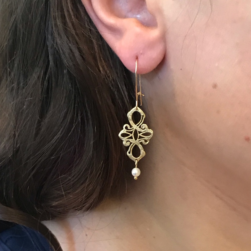 Pearl drop earrings!